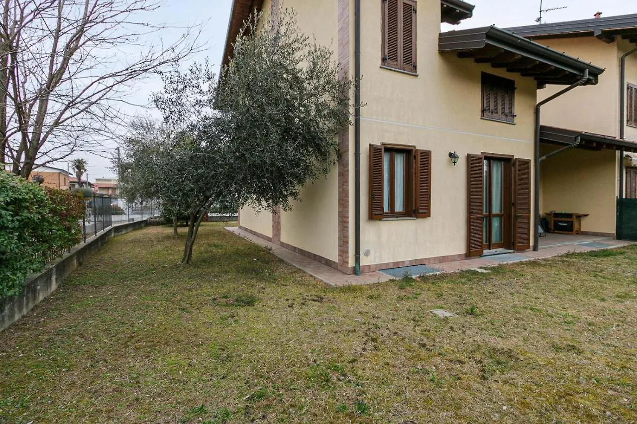 Le Quattro Stelle Villa Cardano Al Campo